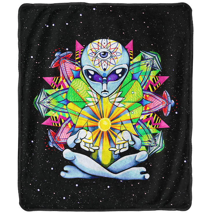 Pulsar Fleece Throw Blanket | Psychedelic Alien