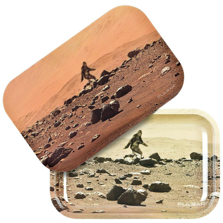 Pulsar Metal Rolling Tray w/ 3D Lid | Bigfoot on Mars